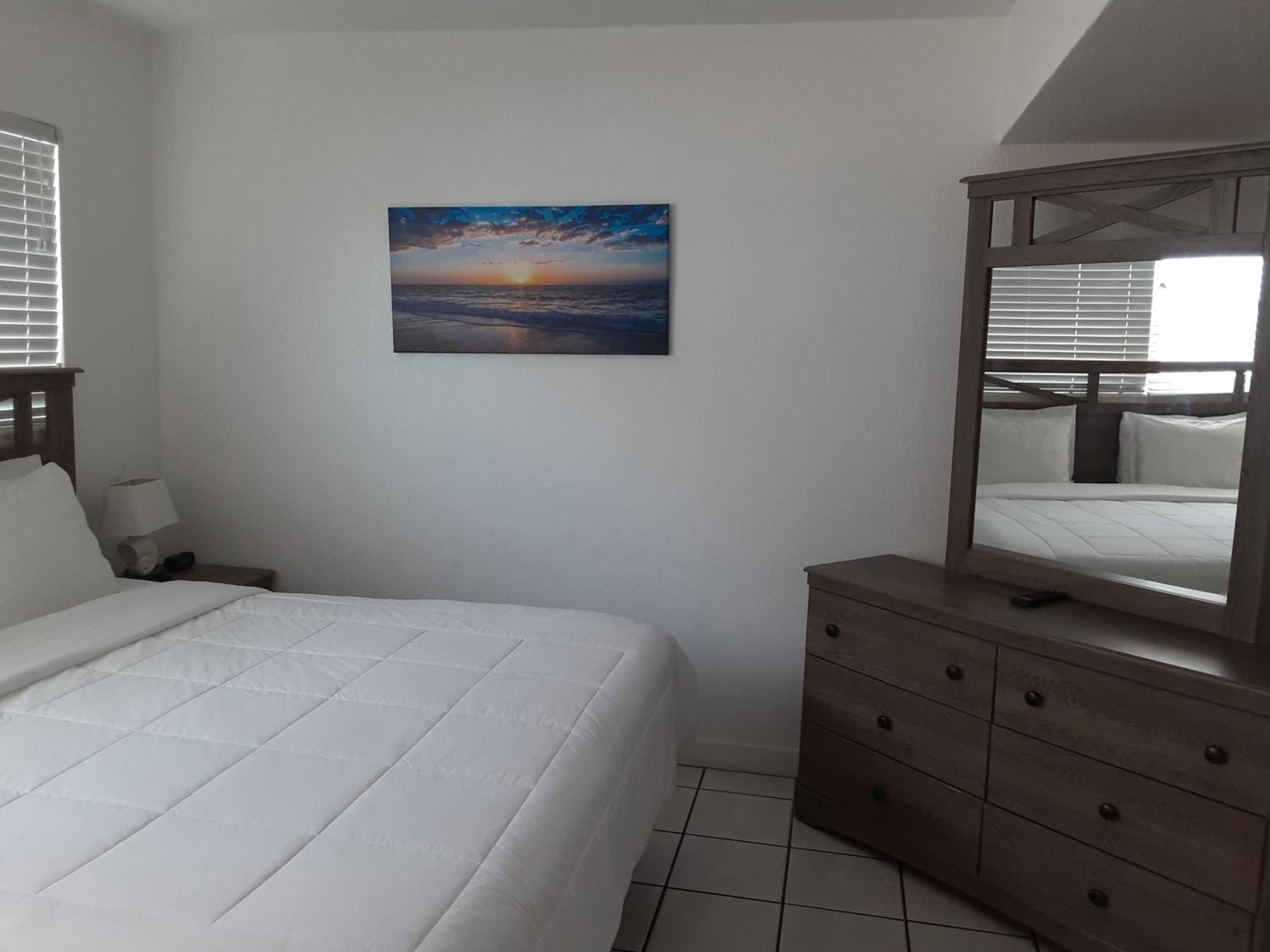 North Redington Beach Sandalwood Beach Resort מראה חיצוני תמונה